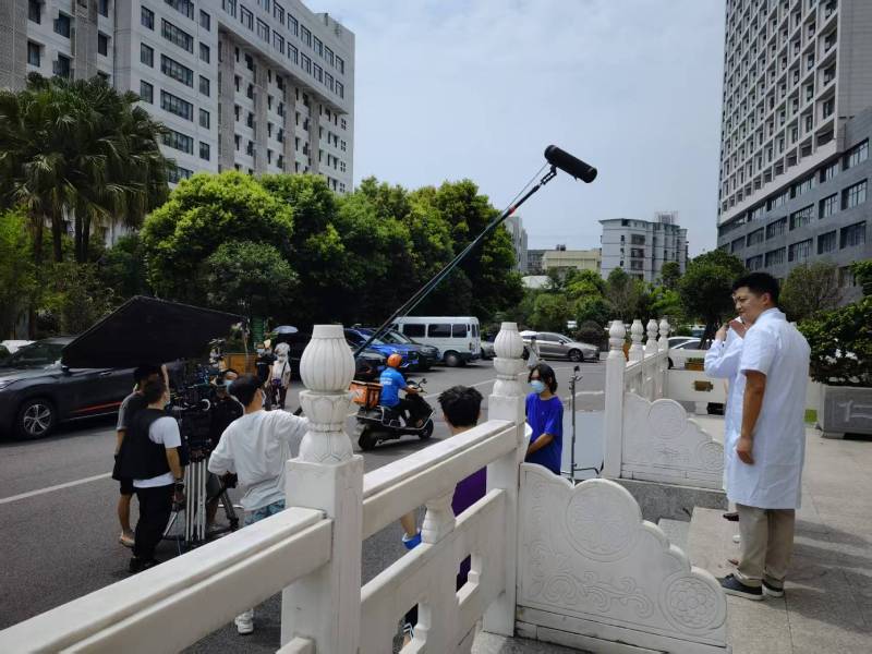 兰山区广告片拍摄公司低成本实现高规格制作的诀窍